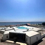 Les Pieds Dans L'eau 2 - Piscine Chauffee