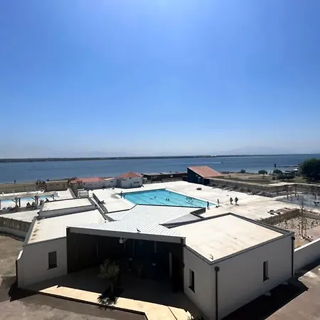 Les Pieds Dans L'eau 2 - Piscine Chauffée