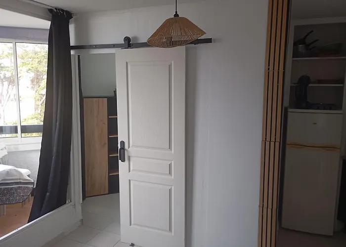 Les Pieds Dans L'eau 2 * Le Barcarès